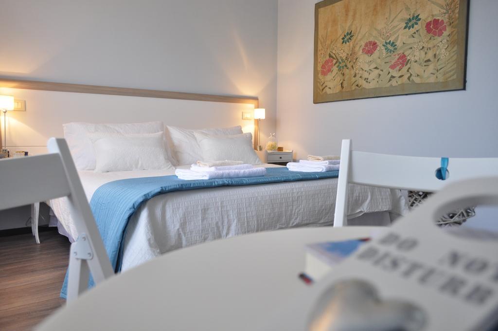 B&B Acquamarina Marina di Massa Cameră foto